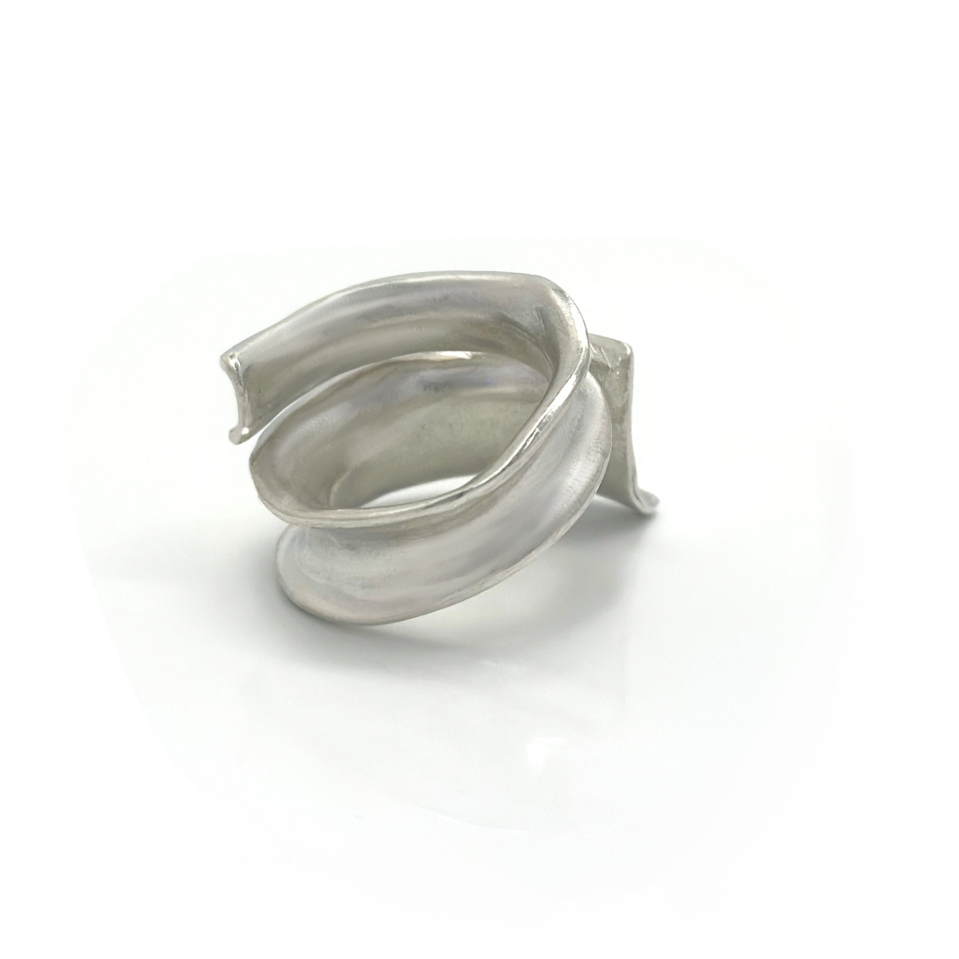 Concave sterling silver statement ring with a sculptural, flowing design inspired by ocean movement – handcrafted in Australia by FR Art Jewellery. back look