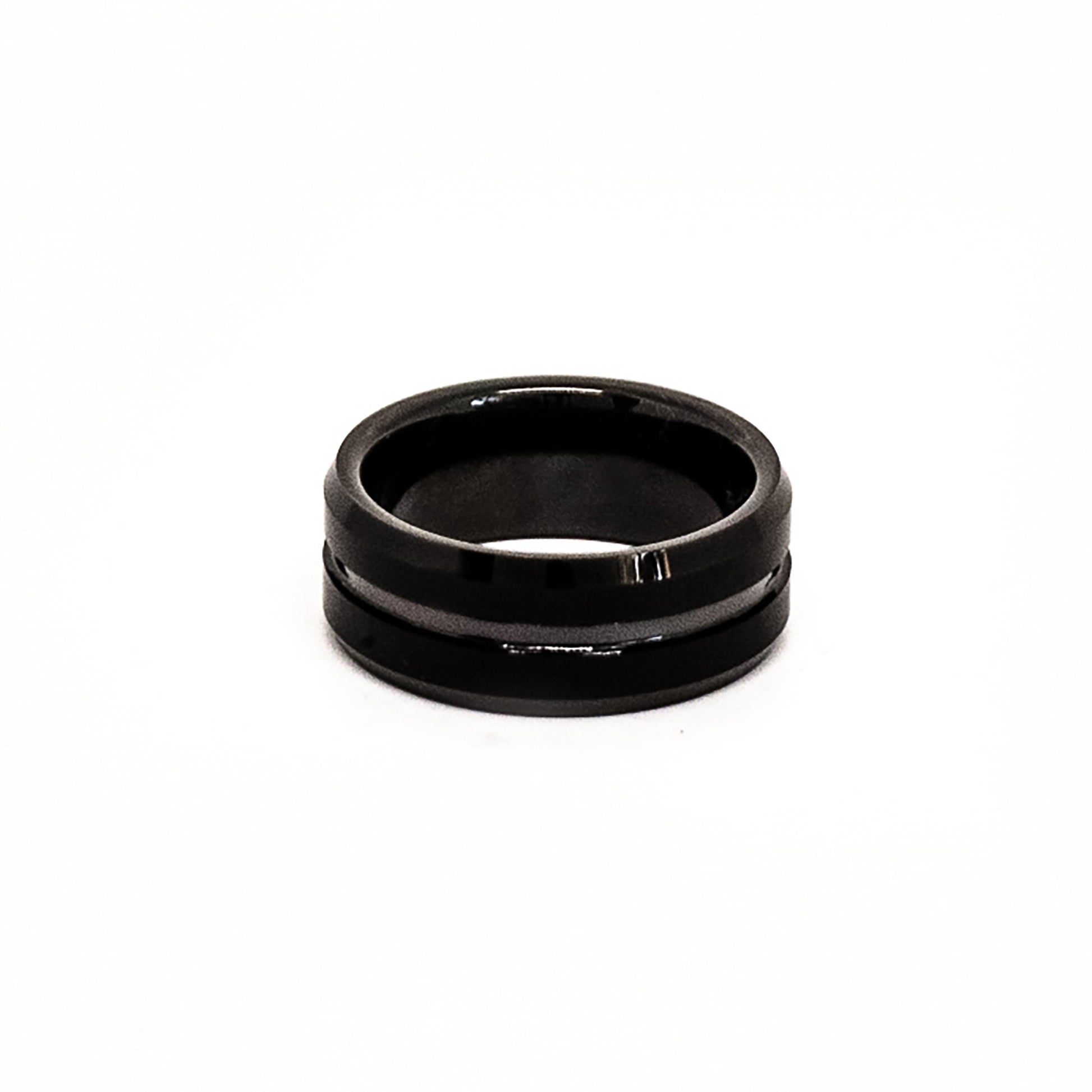 The FR | Art Jewellery Tungsten Black Middle Groove ring features a comfort fit, black matte finish, and a single glossy center groove, shown against a white background.